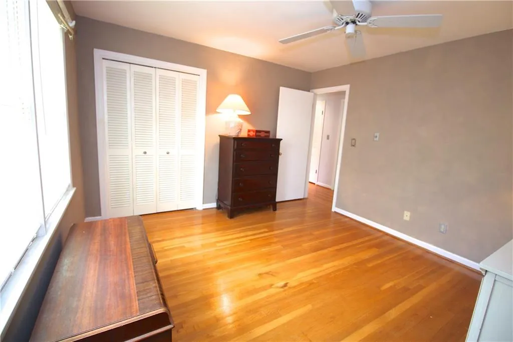 165 Devonwood Drive, Sandy Springs, Georgia 30328, 4 Bedrooms Bedrooms, ,3 BathroomsBathrooms,Residential,Sold,165 Devonwood Drive,5672227