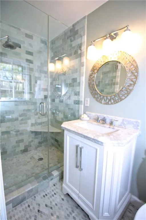 165 Devonwood Drive, Sandy Springs, Georgia 30328, 4 Bedrooms Bedrooms, ,3 BathroomsBathrooms,Residential,Sold,165 Devonwood Drive,5672227