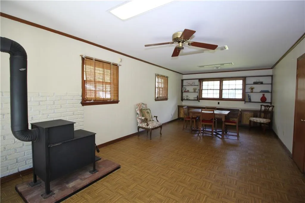 165 Devonwood Drive, Sandy Springs, Georgia 30328, 4 Bedrooms Bedrooms, ,3 BathroomsBathrooms,Residential,Sold,165 Devonwood Drive,5672227