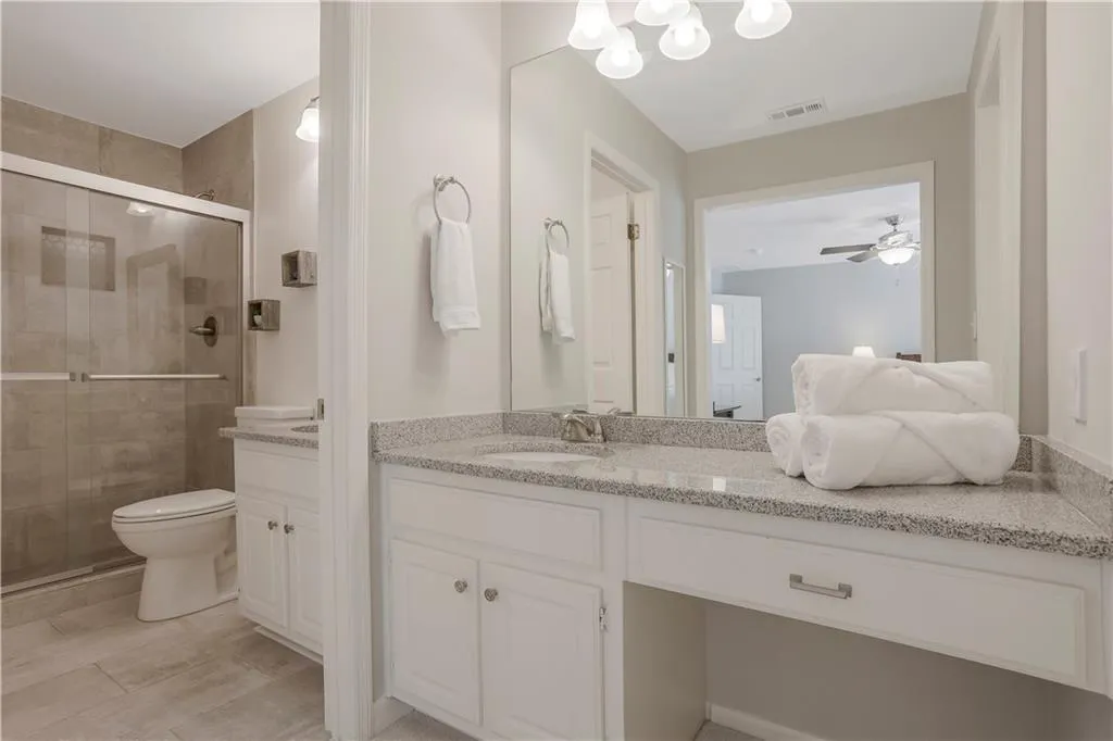 329 The Chace, Sandy Springs, Georgia 30328, 2 Bedrooms Bedrooms, ,2 BathroomsBathrooms,Residential,Sold,329 The Chace,7114925