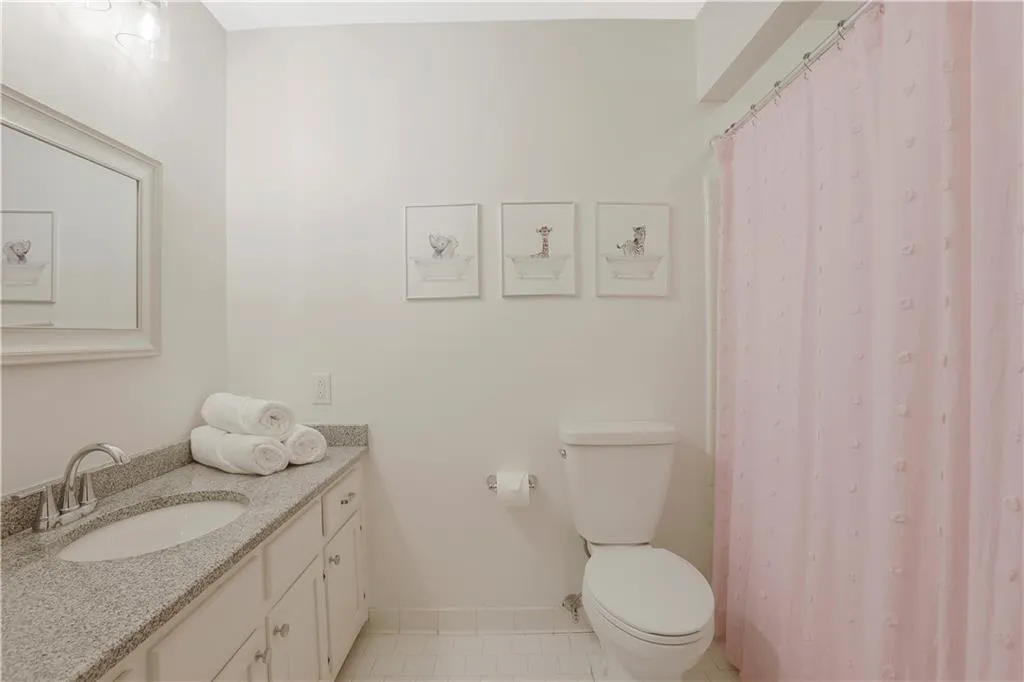 329 The Chace, Sandy Springs, Georgia 30328, 2 Bedrooms Bedrooms, ,2 BathroomsBathrooms,Residential,Sold,329 The Chace,7114925