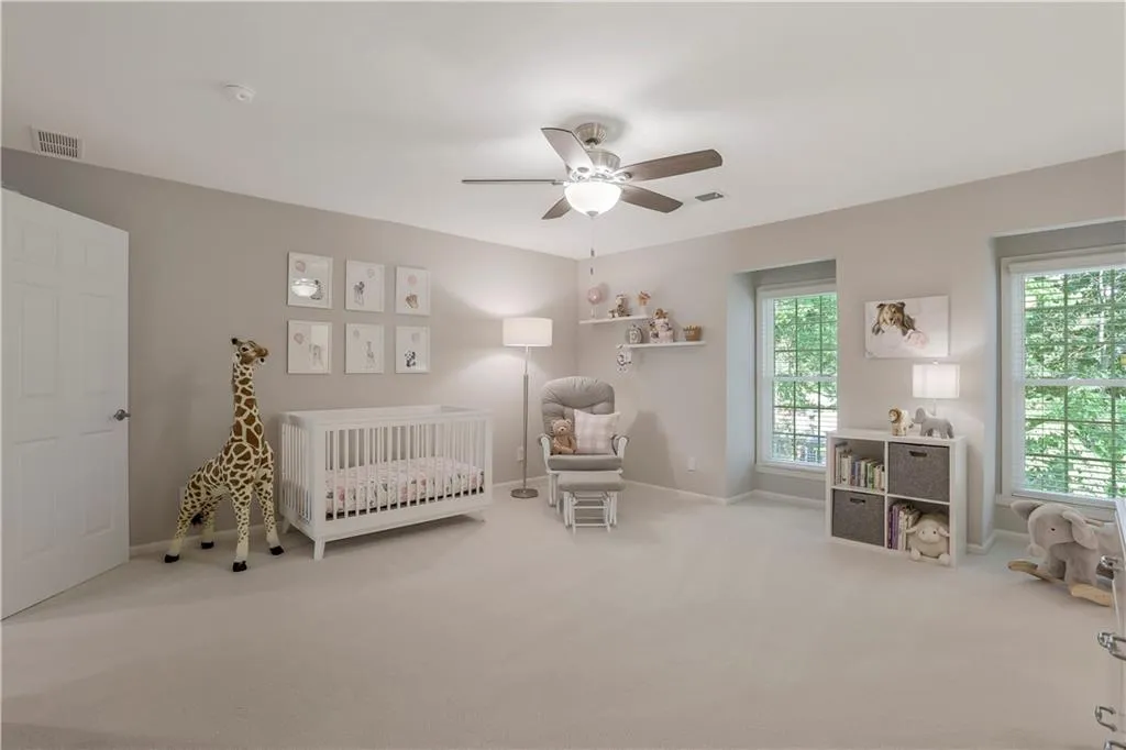 329 The Chace, Sandy Springs, Georgia 30328, 2 Bedrooms Bedrooms, ,2 BathroomsBathrooms,Residential,Sold,329 The Chace,7114925