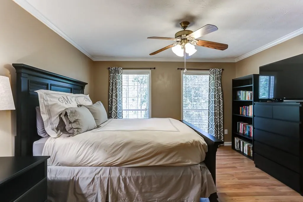 2901 Lenox Road Ne Unit 303, Atlanta, Georgia 30324, 2 Bedrooms Bedrooms, ,2 BathroomsBathrooms,Residential,Sold,2901 Lenox Road Ne Unit 303,6526069