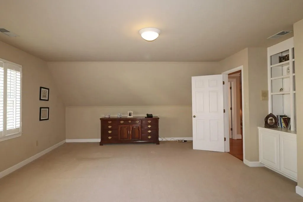 115 Grosvenor Place, Sandy Springs, Georgia 30328, 4 Bedrooms Bedrooms, ,2 BathroomsBathrooms,Residential,Sold,115 Grosvenor Place,6795252