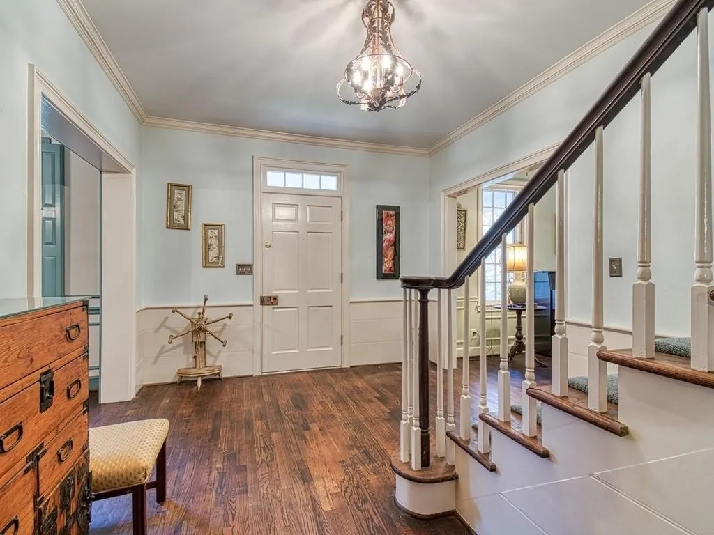 7205 Riverside Drive, Atlanta, Georgia 30328, 5 Bedrooms Bedrooms, ,4 BathroomsBathrooms,Residential,Sold,7205 Riverside Drive,6663949
