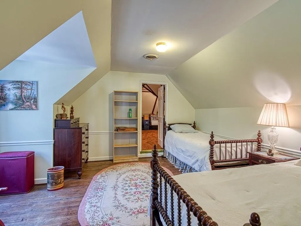 7205 Riverside Drive, Atlanta, Georgia 30328, 5 Bedrooms Bedrooms, ,4 BathroomsBathrooms,Residential,Sold,7205 Riverside Drive,6663949