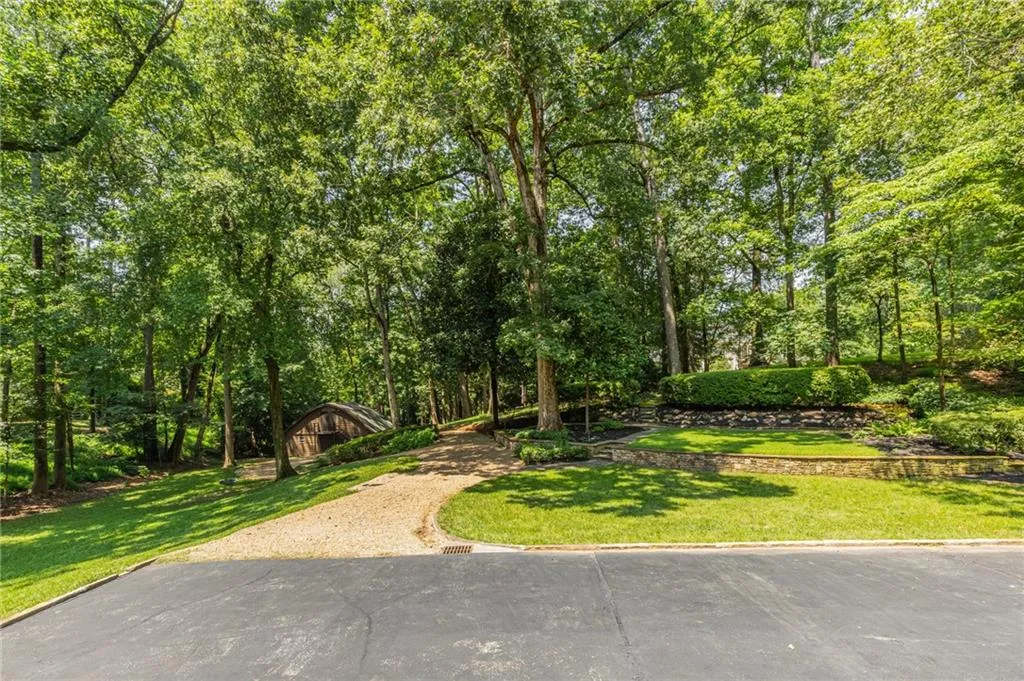737 W Conway Drive Nw, Atlanta, Georgia 30327, 4 Bedrooms Bedrooms, 0 ,4 BathroomsBathrooms,Residential,For Sale,737 W Conway Drive Nw,7714235