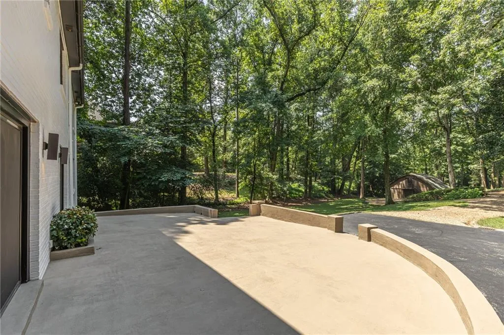 737 W Conway Drive Nw, Atlanta, Georgia 30327, 4 Bedrooms Bedrooms, 0 ,4 BathroomsBathrooms,Residential,For Sale,737 W Conway Drive Nw,7714235