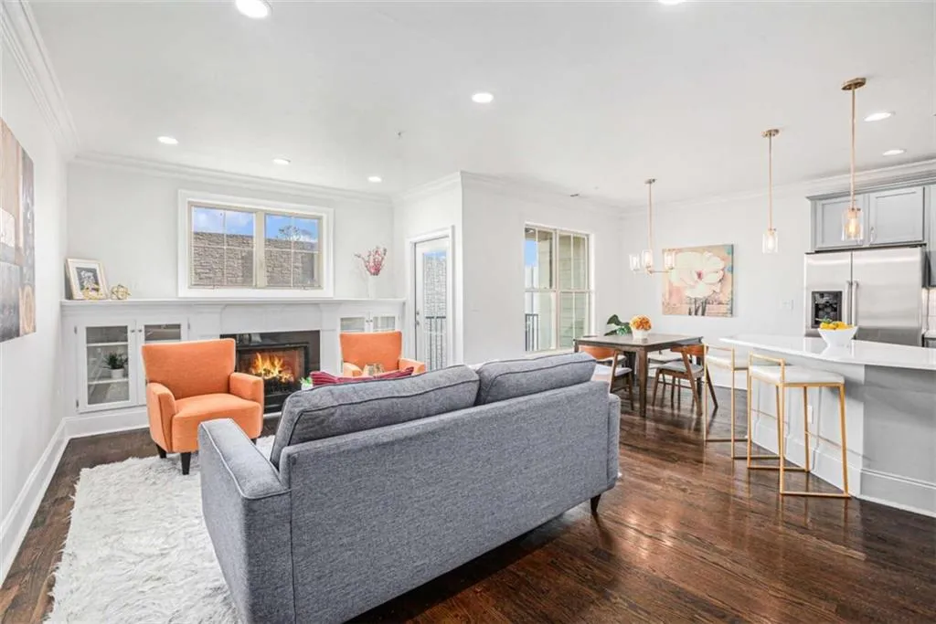 849 Perennial Drive, Atlanta, Georgia 30328, 3 Bedrooms Bedrooms, ,2 BathroomsBathrooms,Residential,Sold,849 Perennial Drive,7539184