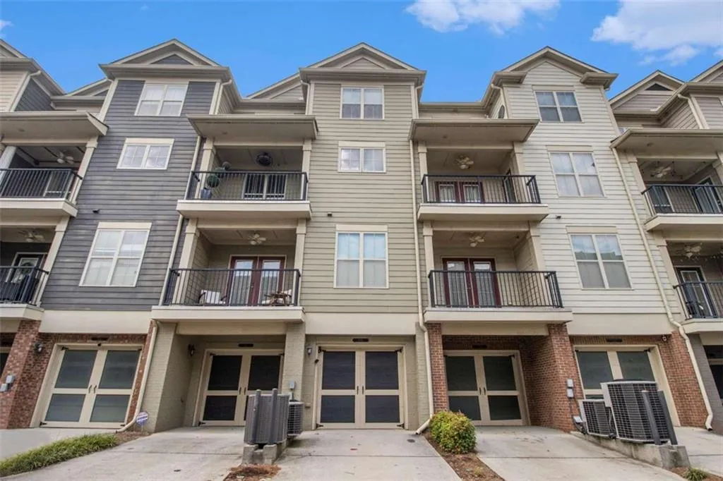 849 Perennial Drive, Atlanta, Georgia 30328, 3 Bedrooms Bedrooms, ,2 BathroomsBathrooms,Residential,Sold,849 Perennial Drive,7539184