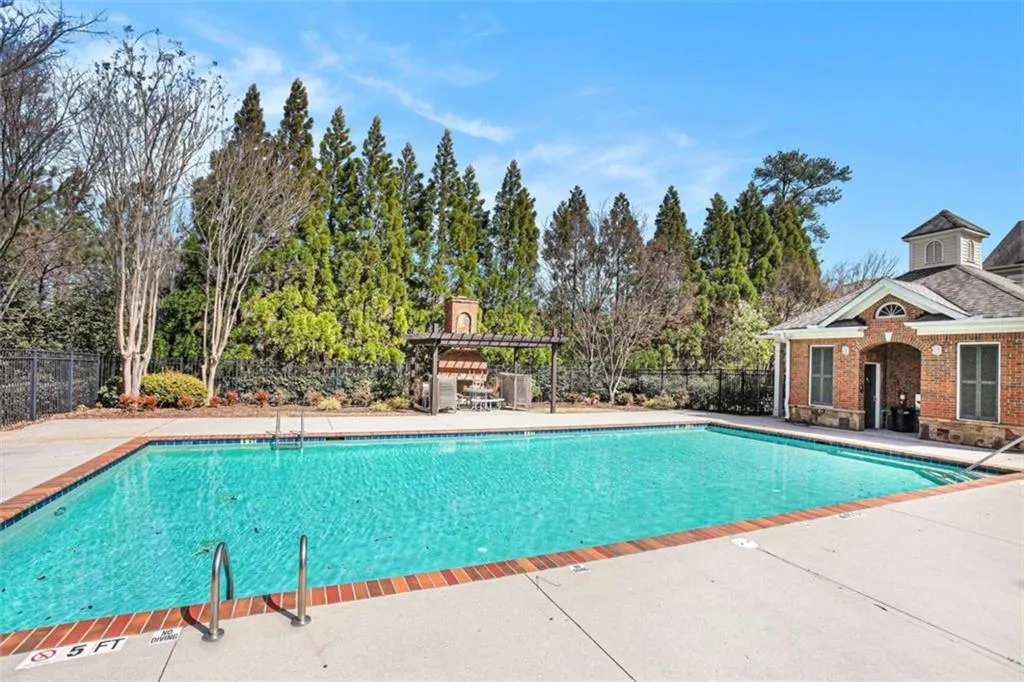849 Perennial Drive, Atlanta, Georgia 30328, 3 Bedrooms Bedrooms, ,2 BathroomsBathrooms,Residential,Sold,849 Perennial Drive,7539184