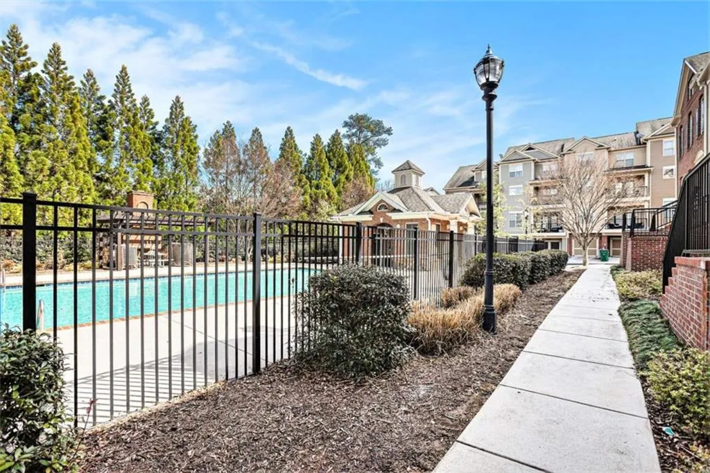 849 Perennial Drive, Atlanta, Georgia 30328, 3 Bedrooms Bedrooms, ,2 BathroomsBathrooms,Residential,Sold,849 Perennial Drive,7539184