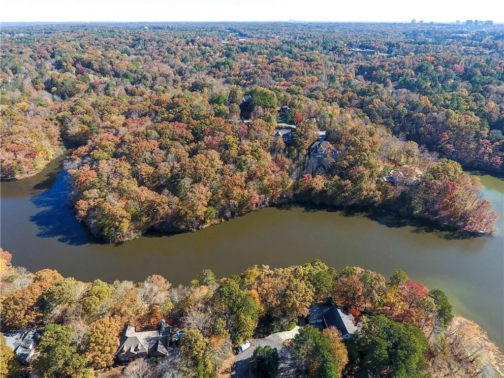 29 Wing Mill Road, Sandy Springs, Georgia 30350, 4 Bedrooms Bedrooms, ,3 BathroomsBathrooms,Residential,Sold,29 Wing Mill Road,6644553
