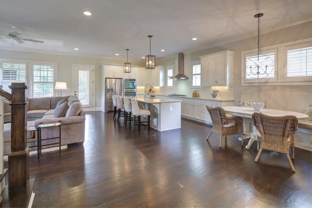 1531 Dresden Drive Ne, Brookhaven, Georgia 30319, 5 Bedrooms Bedrooms, ,4 BathroomsBathrooms,Residential,Sold,1531 Dresden Drive Ne,5722177