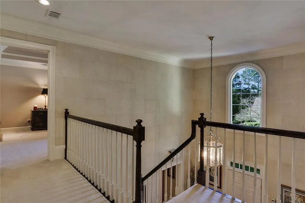 5475 Errol Place Nw, Sandy Springs, Georgia 30327, 5 Bedrooms Bedrooms, ,3 BathroomsBathrooms,Residential,Sold,5475 Errol Place Nw,5763012