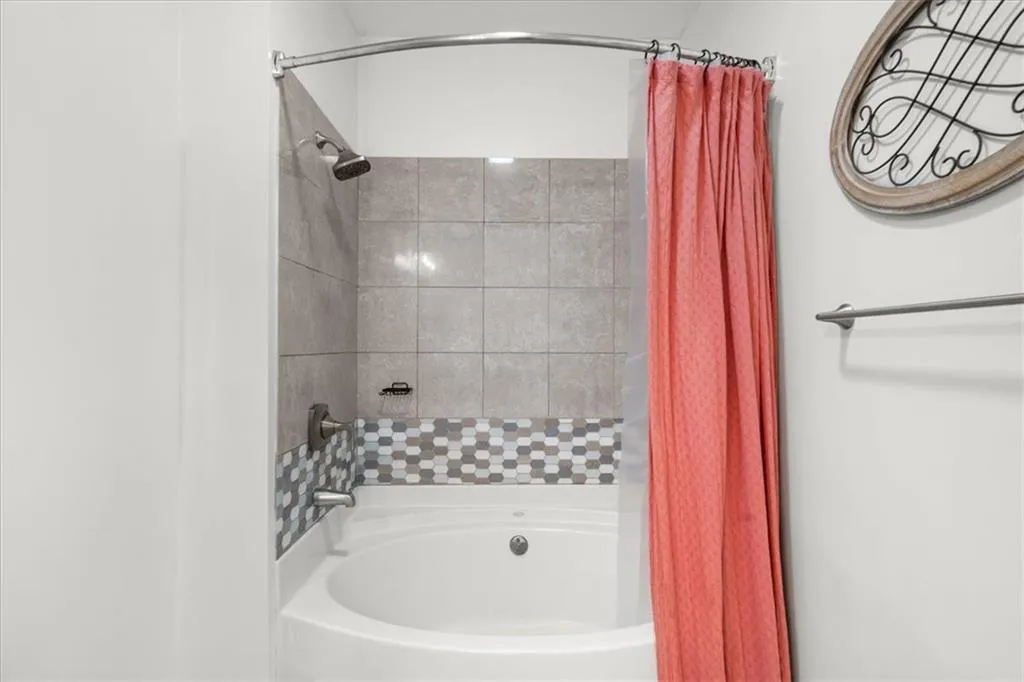 325 E Paces Ferry Road Ne Unit 504, Atlanta, Georgia 30305, 1 Bedroom Bedrooms, ,1 BathroomBathrooms,Residential,For Sale,325 E Paces Ferry Road Ne Unit 504,7542937