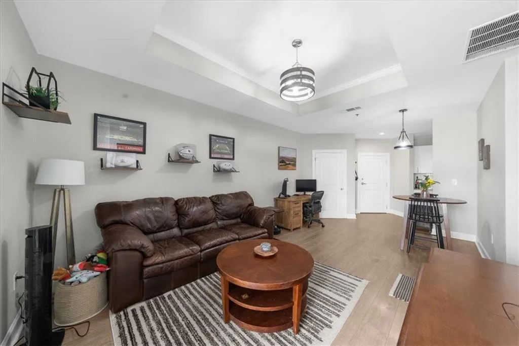 325 E Paces Ferry Road Ne Unit 504, Atlanta, Georgia 30305, 1 Bedroom Bedrooms, ,1 BathroomBathrooms,Residential,For Sale,325 E Paces Ferry Road Ne Unit 504,7542937