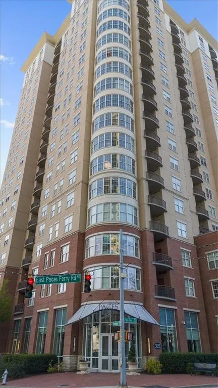325 E Paces Ferry Road Ne Unit 504, Atlanta, Georgia 30305, 1 Bedroom Bedrooms, ,1 BathroomBathrooms,Residential,For Sale,325 E Paces Ferry Road Ne Unit 504,7542937