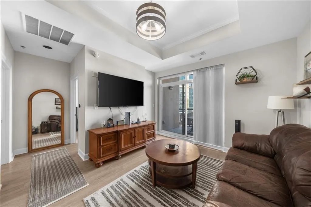 325 E Paces Ferry Road Ne Unit 504, Atlanta, Georgia 30305, 1 Bedroom Bedrooms, ,1 BathroomBathrooms,Residential,For Sale,325 E Paces Ferry Road Ne Unit 504,7542937