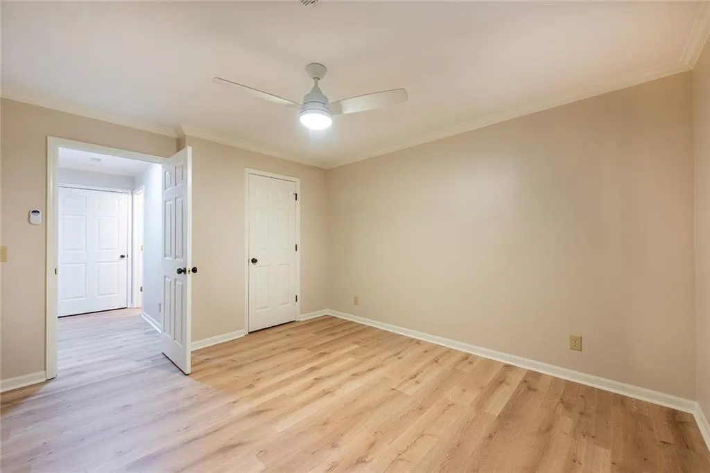120 Barrington Hills Drive, Sandy Springs, Georgia 30328, 1 Bedroom Bedrooms, ,1 BathroomBathrooms,Residential,Sold,120 Barrington Hills Drive,7463892