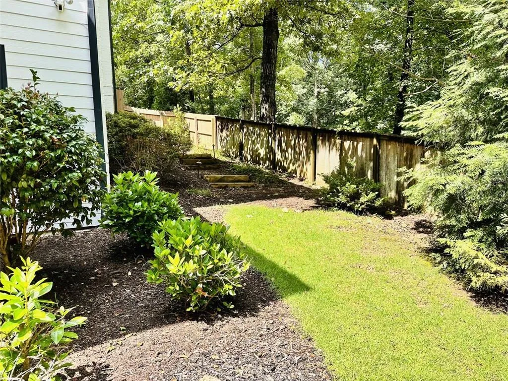 525 Forest Hills Drive, Atlanta, Georgia 30342, 6 Bedrooms Bedrooms, ,5 BathroomsBathrooms,Residential,Sold,525 Forest Hills Drive,7705632