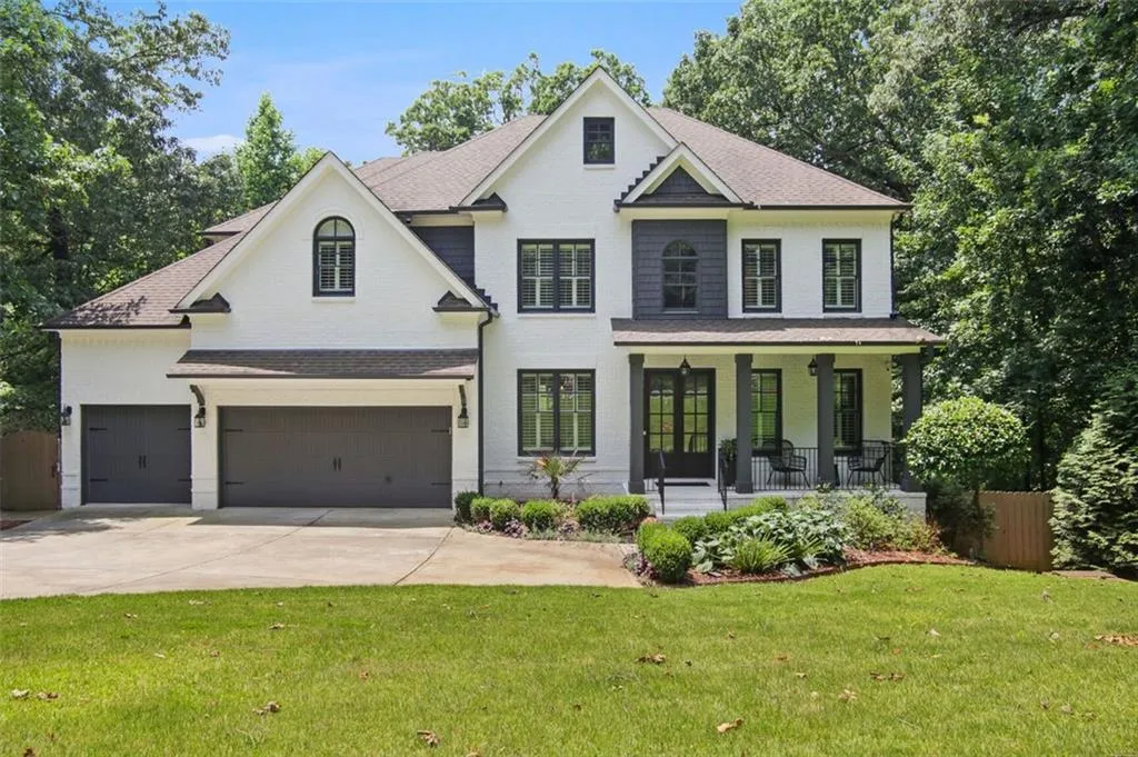 525 Forest Hills Drive, Atlanta, Georgia 30342, 6 Bedrooms Bedrooms, ,5 BathroomsBathrooms,Residential,For Sale,525 Forest Hills Drive,7705632