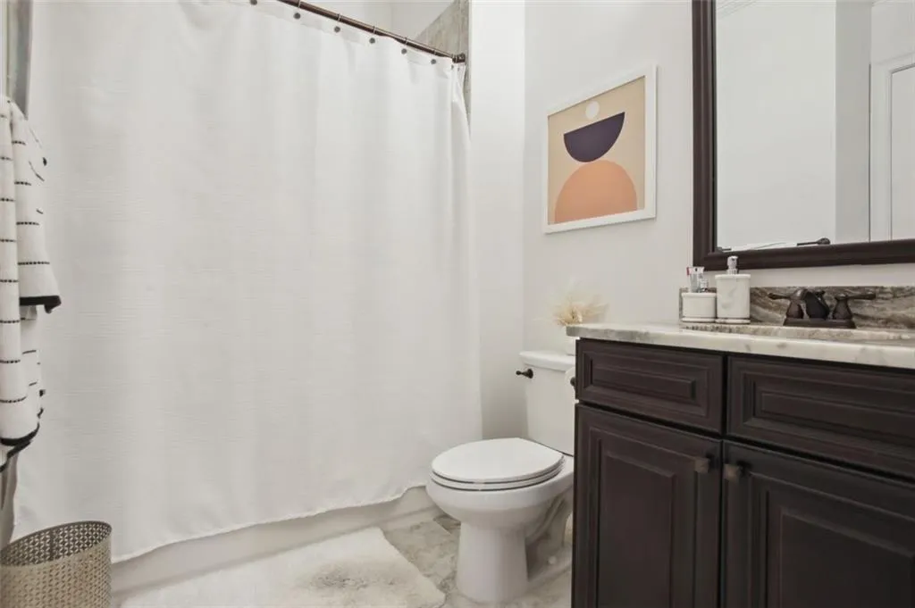 525 Forest Hills Drive, Atlanta, Georgia 30342, 6 Bedrooms Bedrooms, ,5 BathroomsBathrooms,Residential,Sold,525 Forest Hills Drive,7705632