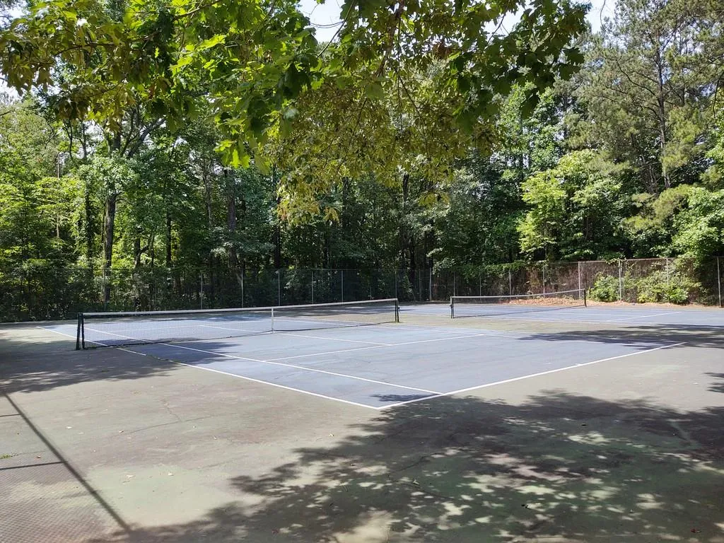 515 Woodmoore Court Ne, Atlanta, Georgia 30342, 6 Bedrooms Bedrooms, ,4 BathroomsBathrooms,Residential,Sold,515 Woodmoore Court Ne,6857223