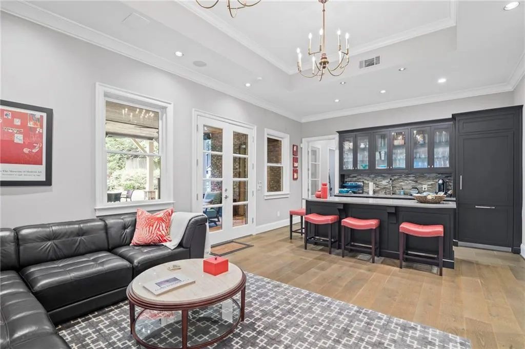 4724 Dudley Lane, Atlanta, Georgia 30327, 5 Bedrooms Bedrooms, ,5 BathroomsBathrooms,Residential,For Sale,4724 Dudley Lane,7650388