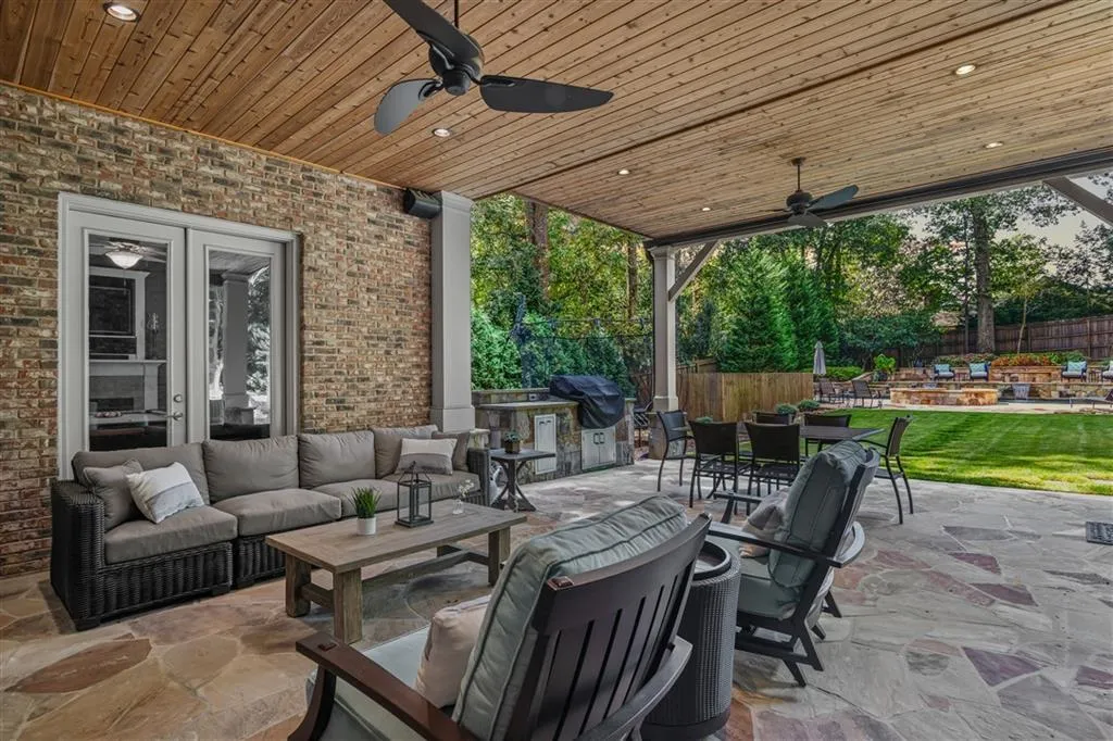4724 Dudley Lane, Atlanta, Georgia 30327, 5 Bedrooms Bedrooms, ,5 BathroomsBathrooms,Residential,For Sale,4724 Dudley Lane,7650388