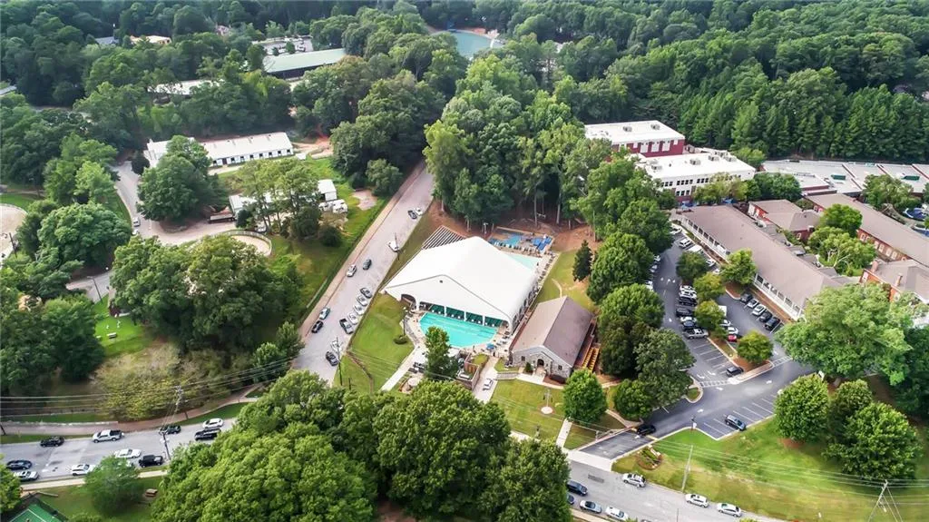 4724 Dudley Lane, Atlanta, Georgia 30327, 5 Bedrooms Bedrooms, ,5 BathroomsBathrooms,Residential,For Sale,4724 Dudley Lane,7650388