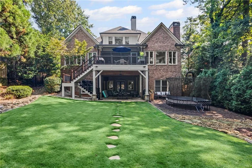 4724 Dudley Lane, Atlanta, Georgia 30327, 5 Bedrooms Bedrooms, ,5 BathroomsBathrooms,Residential,For Sale,4724 Dudley Lane,7650388