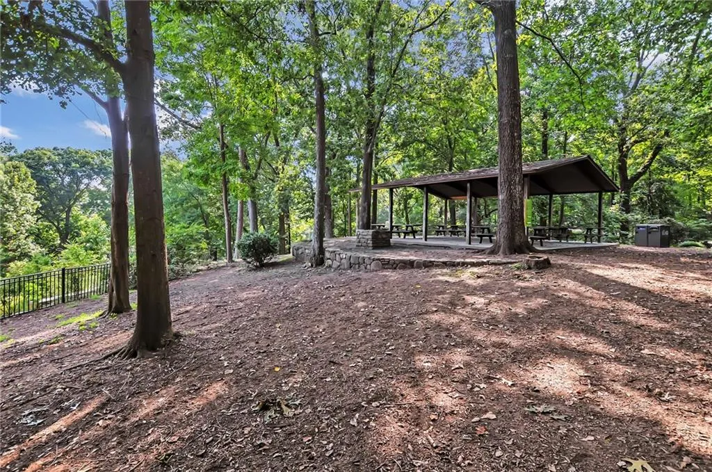 4724 Dudley Lane, Atlanta, Georgia 30327, 5 Bedrooms Bedrooms, ,5 BathroomsBathrooms,Residential,For Sale,4724 Dudley Lane,7650388