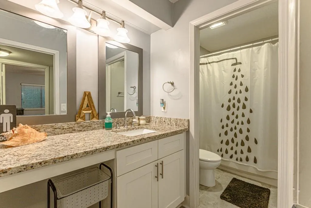 1603 Wingate Way, Sandy Springs, Georgia 30350, 1 Bedroom Bedrooms, ,1 BathroomBathrooms,Residential,Sold,1603 Wingate Way,6588123