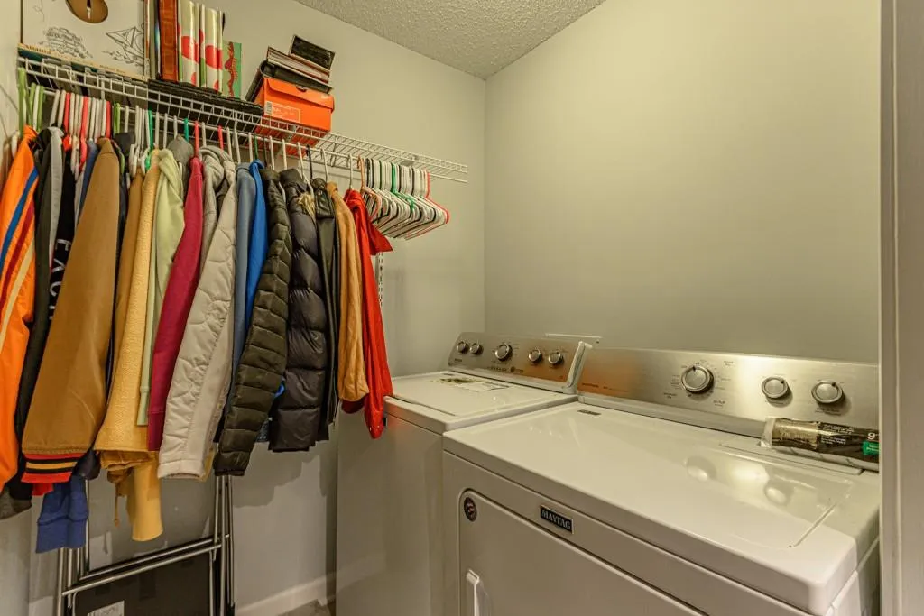 1603 Wingate Way, Sandy Springs, Georgia 30350, 1 Bedroom Bedrooms, ,1 BathroomBathrooms,Residential,Sold,1603 Wingate Way,6588123