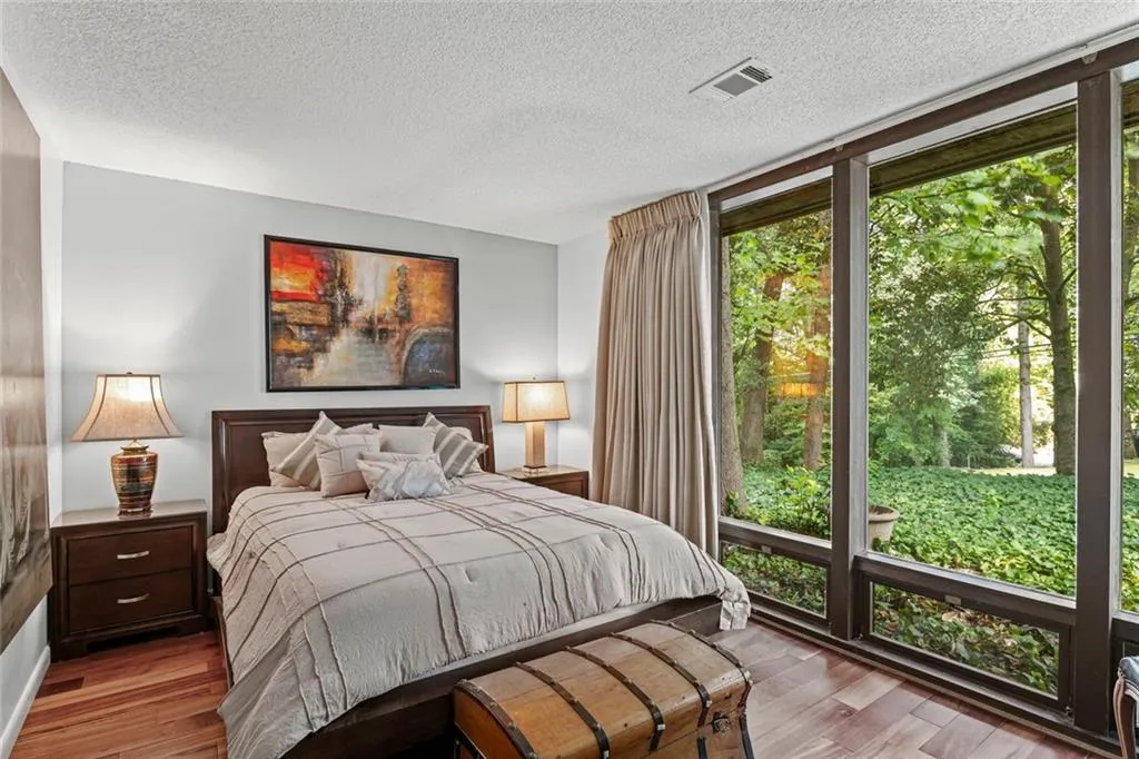 496 Kingswood Lane Nw, Atlanta, Georgia 30305, 2 Bedrooms Bedrooms, ,3 BathroomsBathrooms,Residential,For Sale,496 Kingswood Lane Nw,7620772