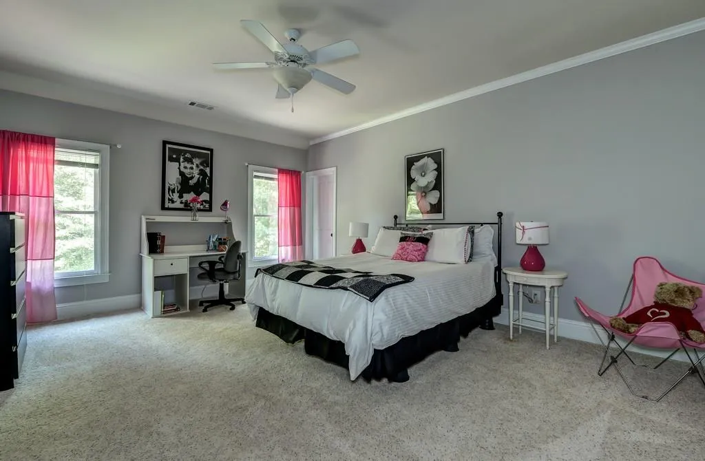 610 Windsor Parkway Ne, Sandy Springs, Georgia 30342, 5 Bedrooms Bedrooms, ,5 BathroomsBathrooms,Residential,Sold,610 Windsor Parkway Ne,5646166