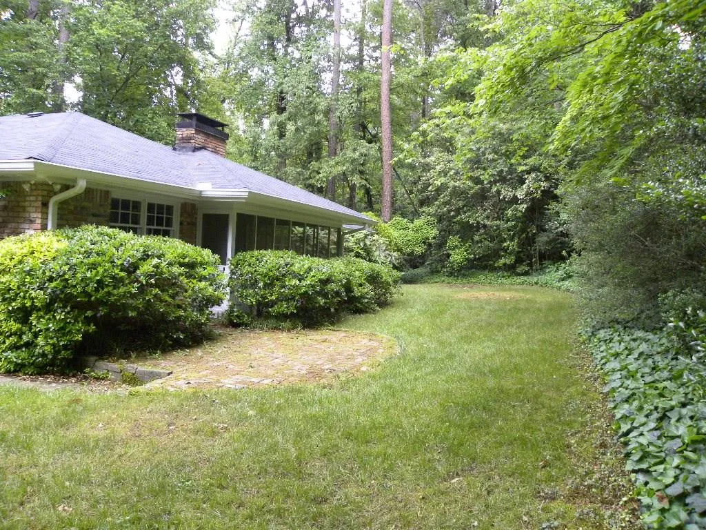 480 Mossyvale Way, Sandy Springs, Georgia 30328, 4 Bedrooms Bedrooms, ,2 BathroomsBathrooms,Residential,Sold,480 Mossyvale Way,5694183