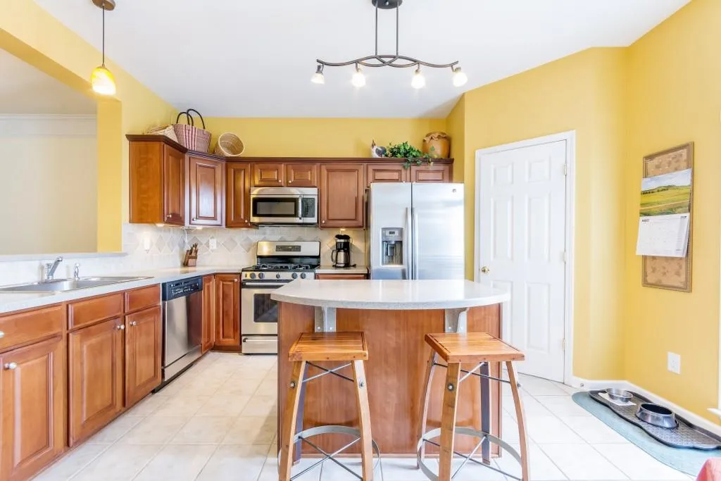 2451 Bridlewood Drive Unit 6, Atlanta, Georgia 30339, 3 Bedrooms Bedrooms, ,2 BathroomsBathrooms,Residential,Sold,2451 Bridlewood Drive Unit 6,5729135