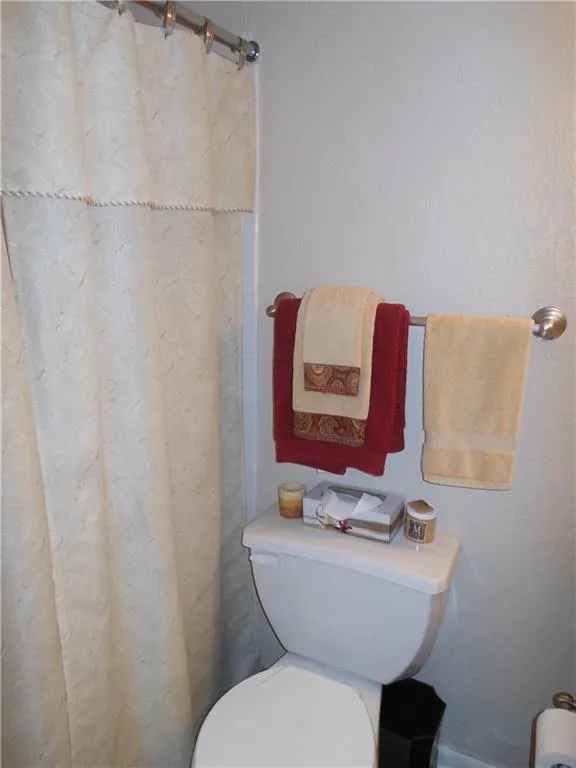 6900 Roswell Road Unit N4, Atlanta, Georgia 30328, 2 Bedrooms Bedrooms, ,2 BathroomsBathrooms,Residential,Sold,6900 Roswell Road Unit N4,5669392