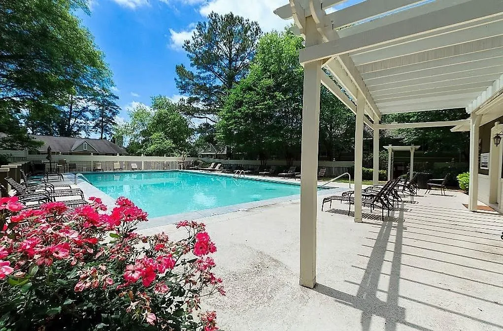 6900 Roswell Road Unit N4, Atlanta, Georgia 30328, 2 Bedrooms Bedrooms, ,2 BathroomsBathrooms,Residential,Sold,6900 Roswell Road Unit N4,5669392