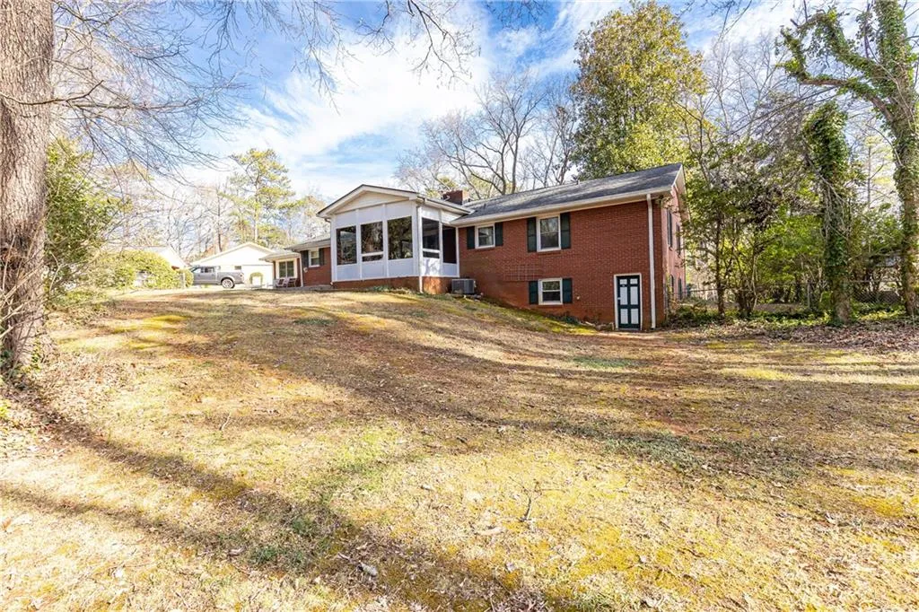 7278 Selkirk Drive, Atlanta, Georgia 30328, 3 Bedrooms Bedrooms, ,3 BathroomsBathrooms,Residential,Sold,7278 Selkirk Drive,7530278
