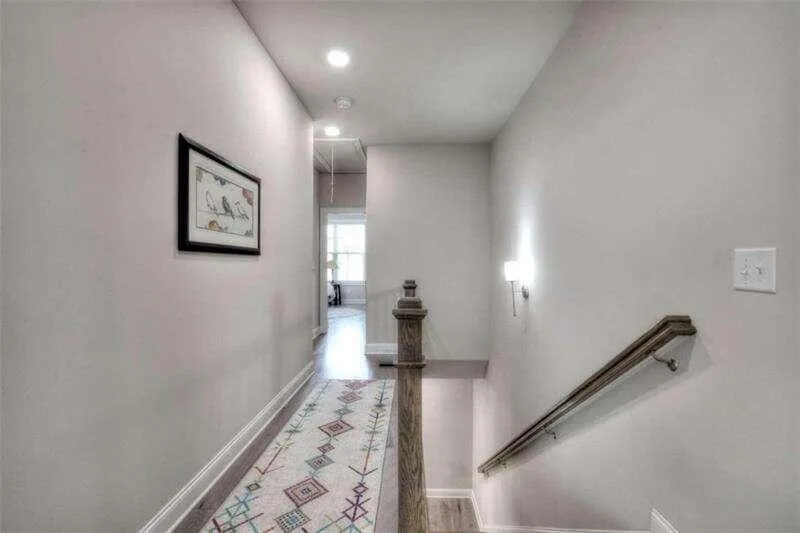 4325 Parkside Place, Sandy Springs, Georgia 30342, 3 Bedrooms Bedrooms, ,3 BathroomsBathrooms,Residential,Sold,4325 Parkside Place,7149517