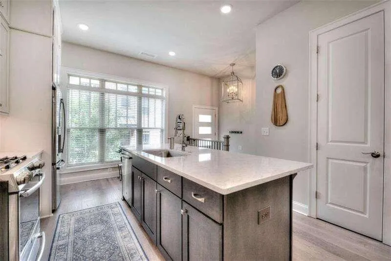 4325 Parkside Place, Sandy Springs, Georgia 30342, 3 Bedrooms Bedrooms, ,3 BathroomsBathrooms,Residential,Sold,4325 Parkside Place,7149517