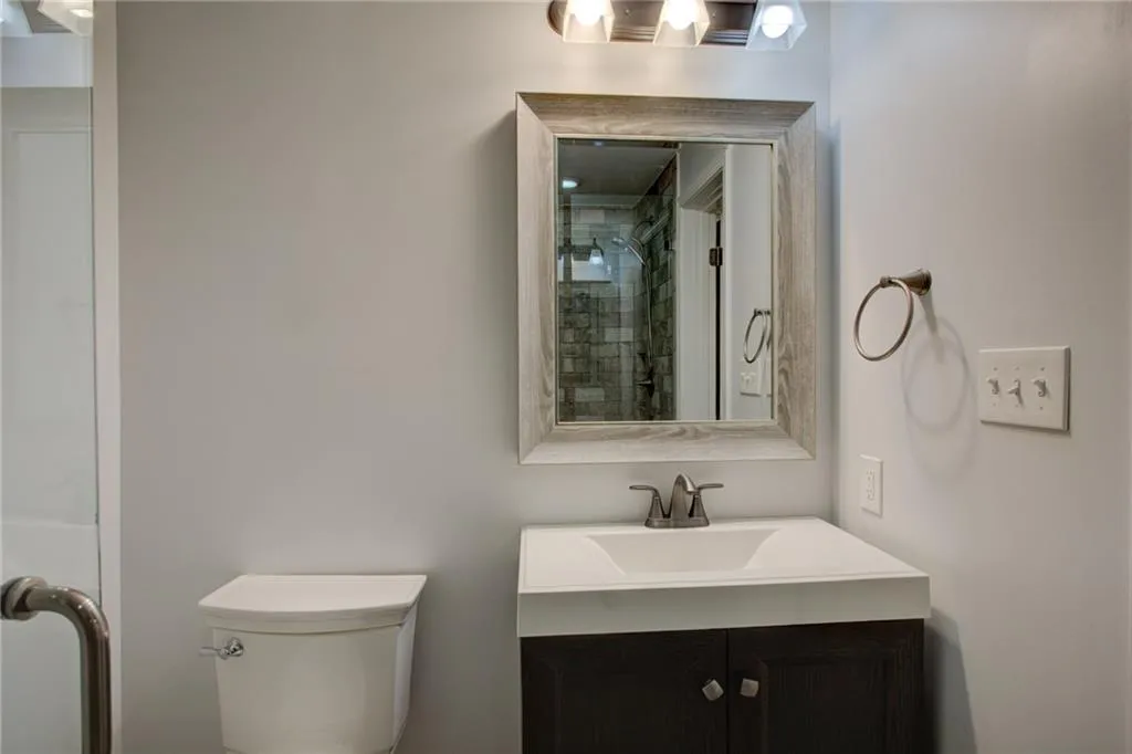 6113 Park Avenue, Atlanta, Georgia 30342, 3 Bedrooms Bedrooms, ,2 BathroomsBathrooms,Residential,Sold,6113 Park Avenue,7194232