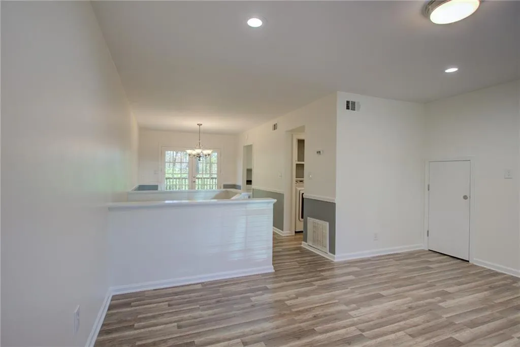 6113 Park Avenue, Atlanta, Georgia 30342, 3 Bedrooms Bedrooms, ,2 BathroomsBathrooms,Residential,Sold,6113 Park Avenue,7194232