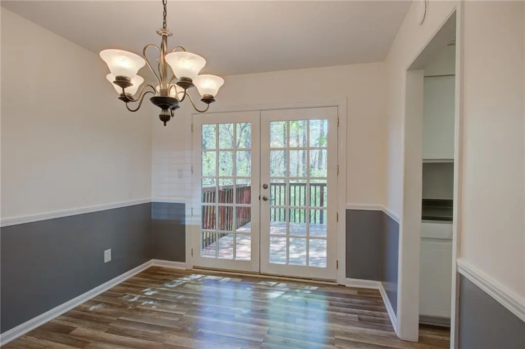 6113 Park Avenue, Atlanta, Georgia 30342, 3 Bedrooms Bedrooms, ,2 BathroomsBathrooms,Residential,Sold,6113 Park Avenue,7194232