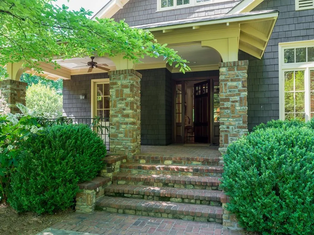 178 Lakeview Avenue Ne, Atlanta, Georgia 30305, 3 Bedrooms Bedrooms, ,3 BathroomsBathrooms,Residential,Sold,178 Lakeview Avenue Ne,5691574