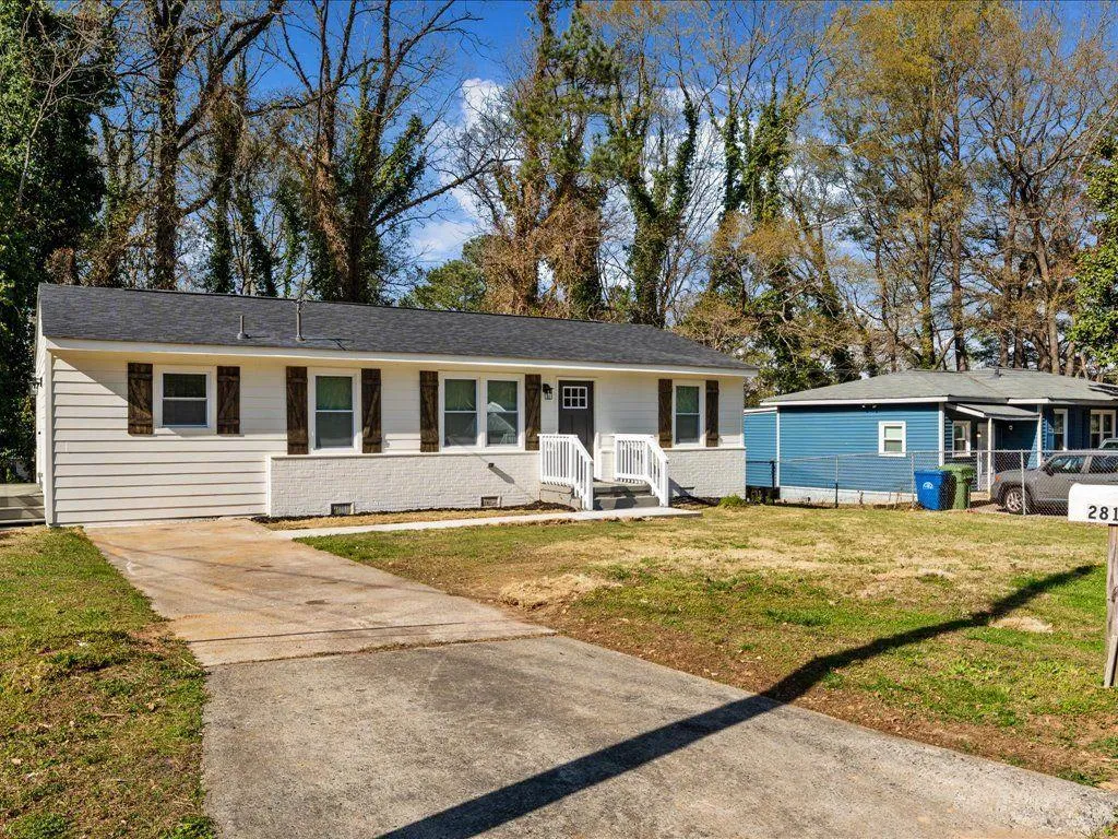 2811 Mango Circle Nw, Atlanta, Georgia 30318, 3 Bedrooms Bedrooms, ,2 BathroomsBathrooms,Residential,For Sale,2811 Mango Circle Nw,7620697