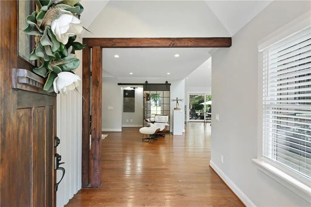 2067 Fairhaven Circle Ne, Atlanta, Georgia 30305, 2 Bedrooms Bedrooms, ,2 BathroomsBathrooms,Residential,For Sale,2067 Fairhaven Circle Ne,7637398